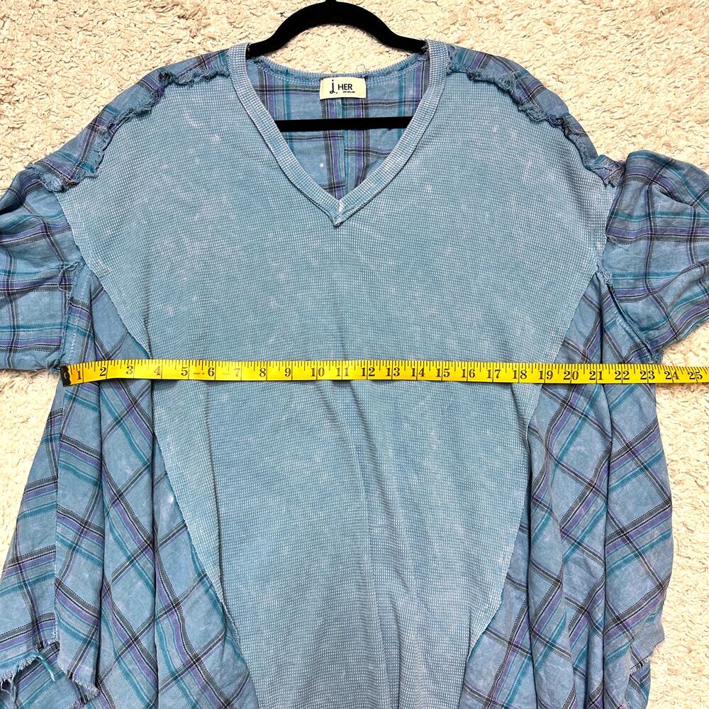 J. Her Plaid Mineral Wash Mixed Media Boho Lagenlook Top Small Oversized V-Neck - Picture 6 of 7